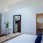 Lirios Rural - Adults Only 3* Tías