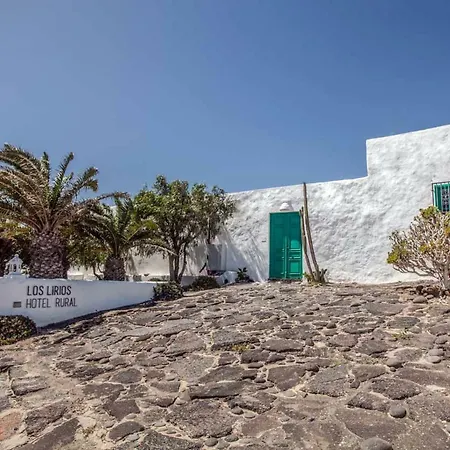 Lirios Rural - Adults Only 티아즈