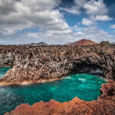 Отель Lirios Rural - Adults Only 3*