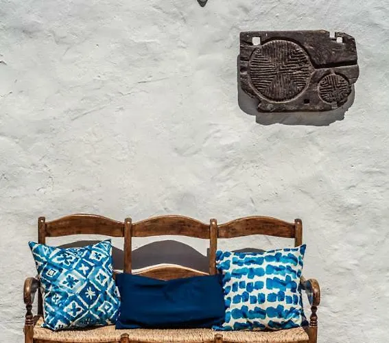 Lirios Rural - Adults Only 3*