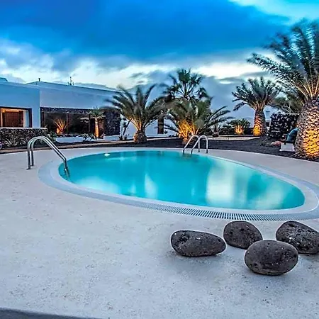 Lirios Rural - Adults Only 3*