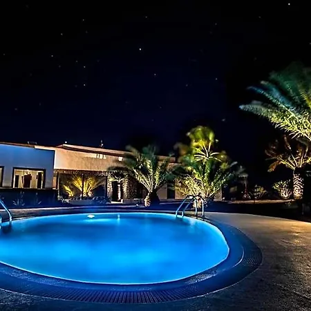 Lirios Rural - Adults Only 3* Tías