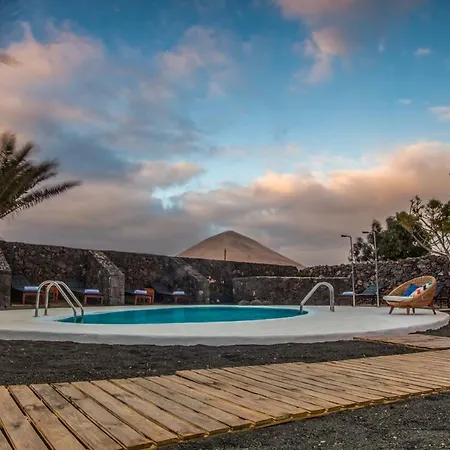 酒店 Lirios Rural - Adults Only 3*