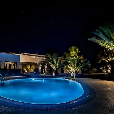 Lirios Rural - Adults Only 3* Tías